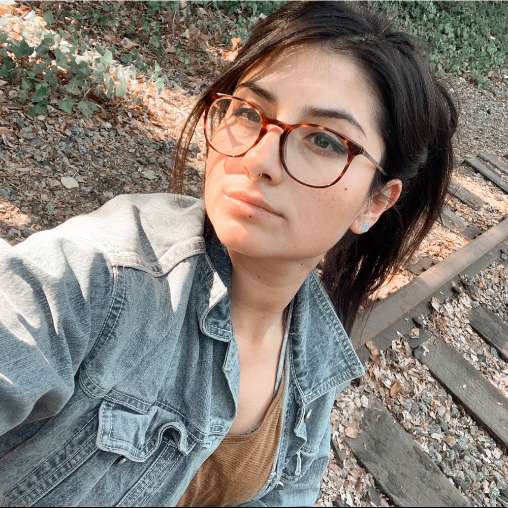 Meet your Posher, Maria